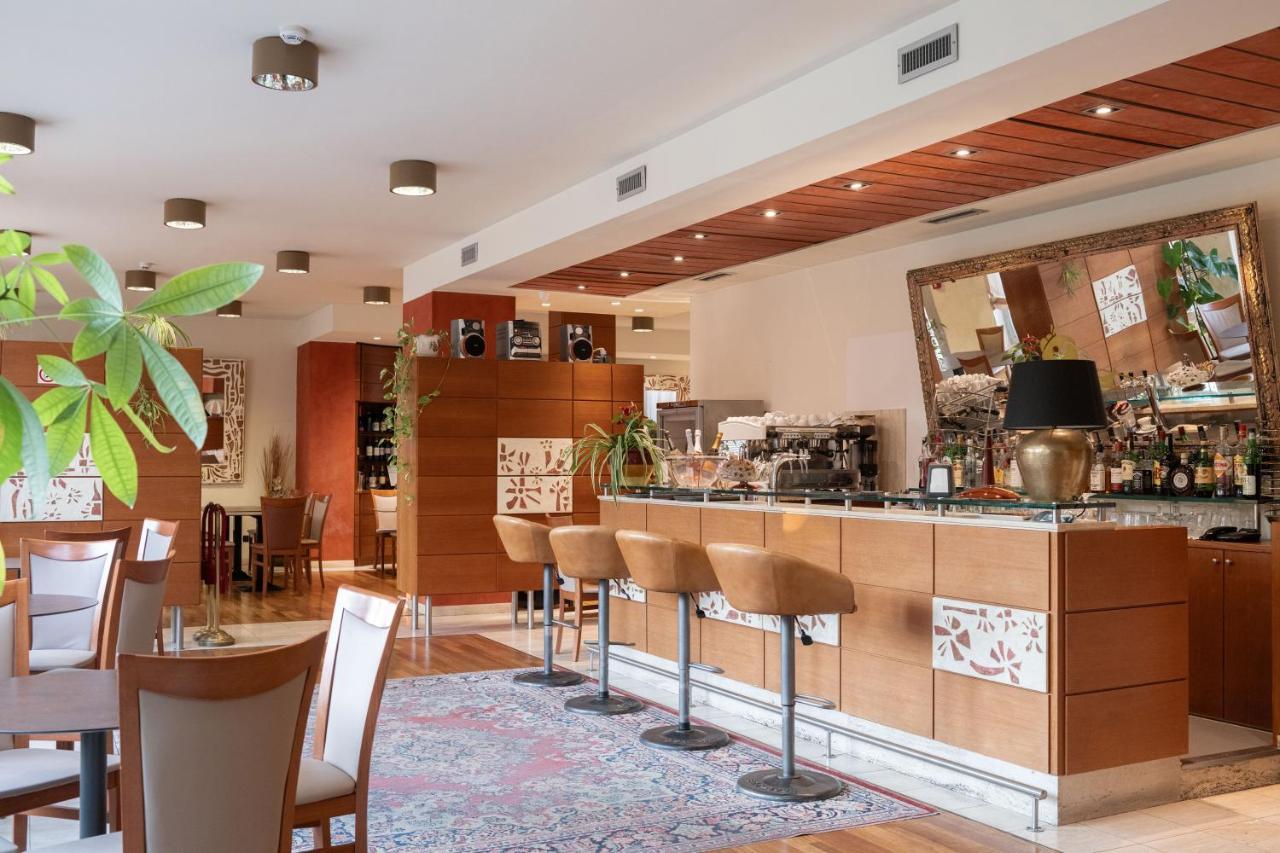 Charme Hotel Прато Экстерьер фото
